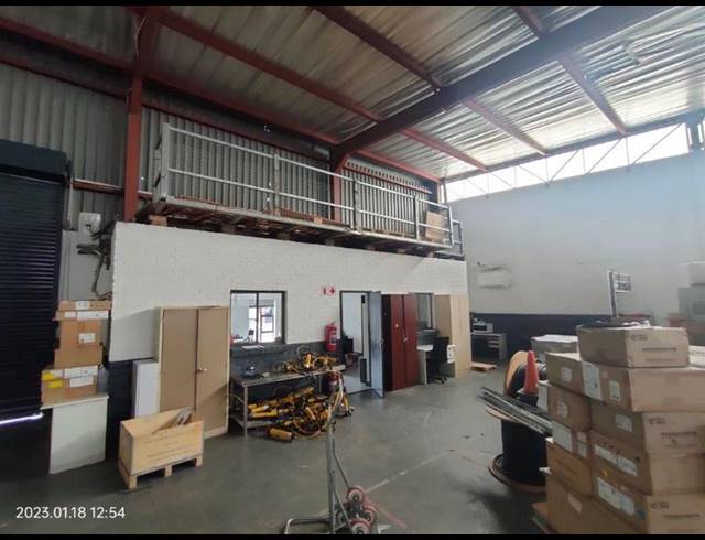 INDUSTRIAL PROPERTY TO RENT IN HALFWAY HOUSE